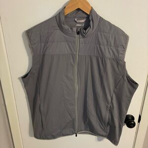 johnnie-O Light Weight Puffer Vest